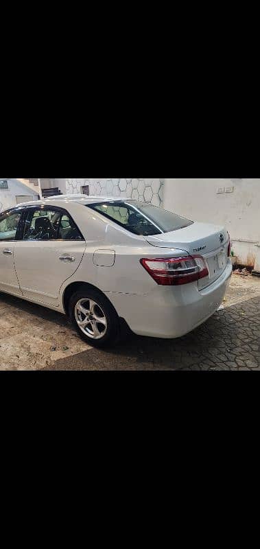 Toyota Premio 2015 1