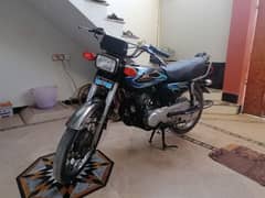 Urgently Selling Unique UD-125cc Used Motorcycle