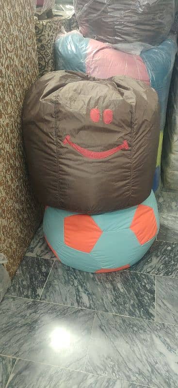 Bean Bags of premium quality available in whole sale rates 0