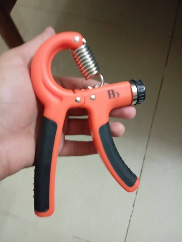 hand gripper 1