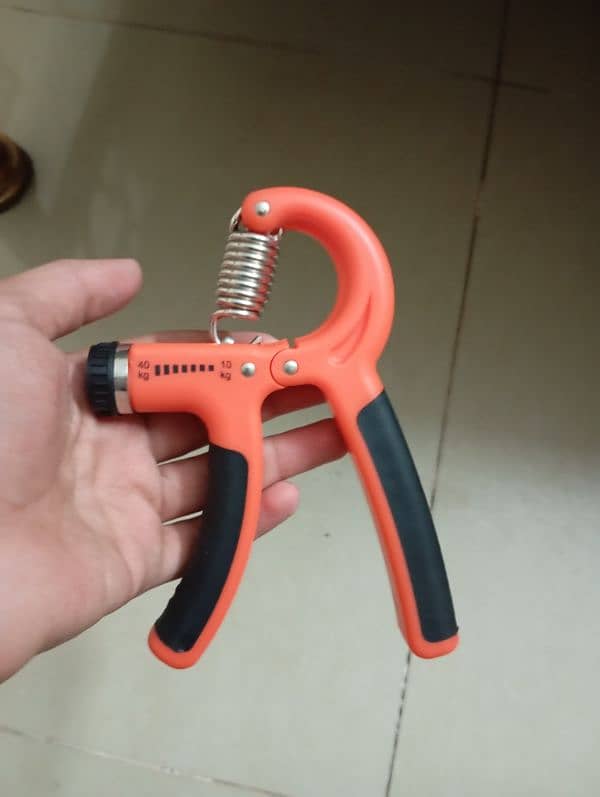 hand gripper 2