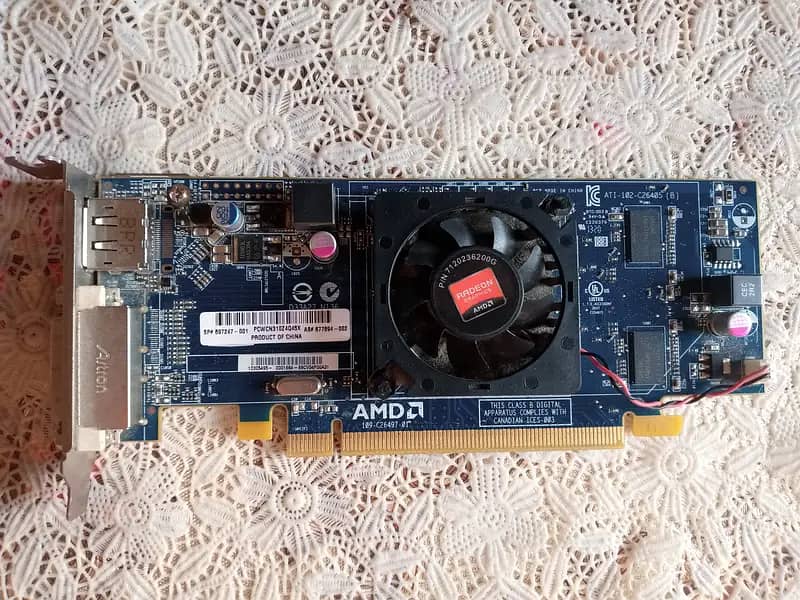 Graphic Card 4GB AMD RADEON(TM) HD 7450 3