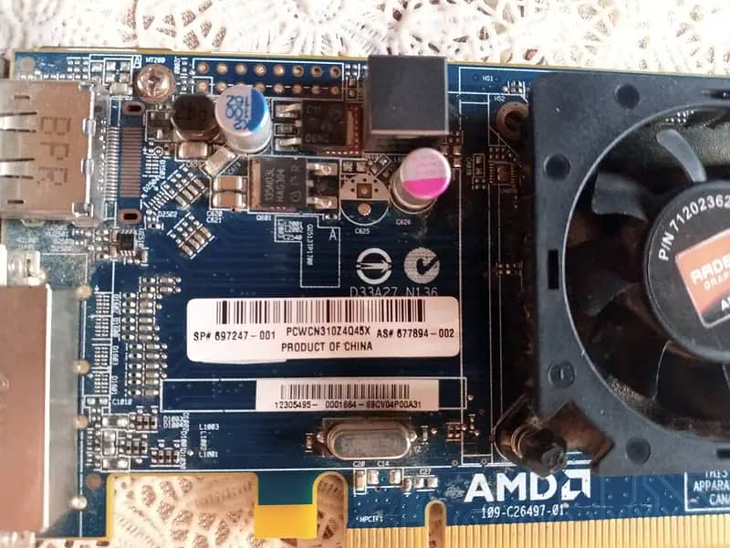 Graphic Card 4GB AMD RADEON(TM) HD 7450 5