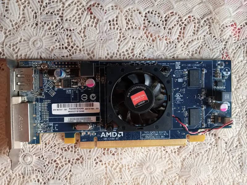 Graphic Card 4GB AMD RADEON(TM) HD 7450 6