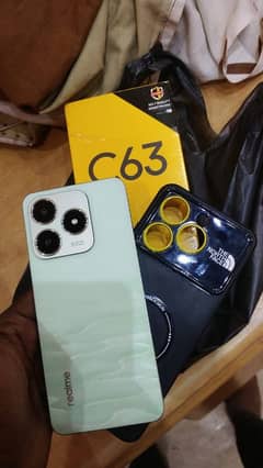 Realme C63