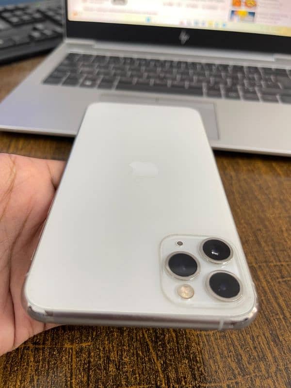 Iphone 11 Pro Max (256GB) 8