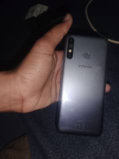 infinix HOT 8