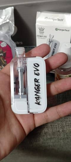 Brand new Kanger pro vape with flavor