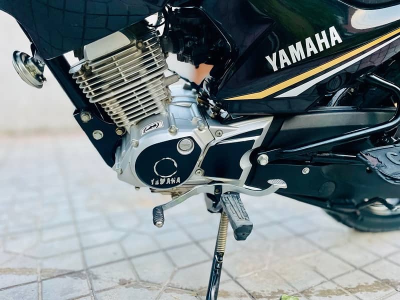 Yamaha YBR 2023/24 5