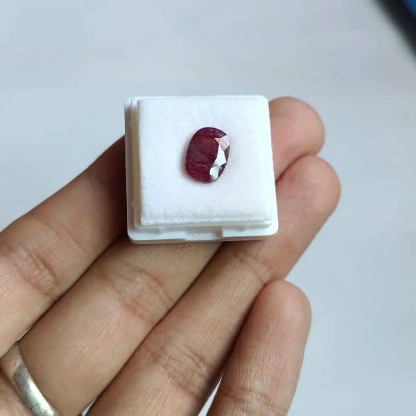 Beautiful Natural Kashmir Ruby 3.86 CT certified 0