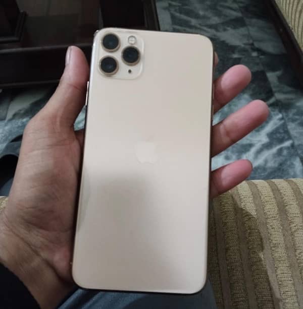 IPHONE 11 PRO MAX 5