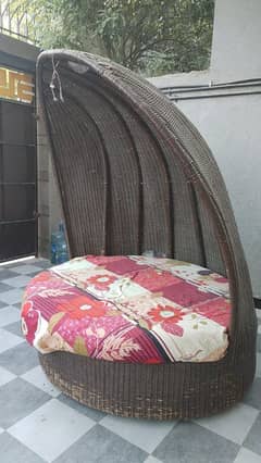 egg shape rattan daybed