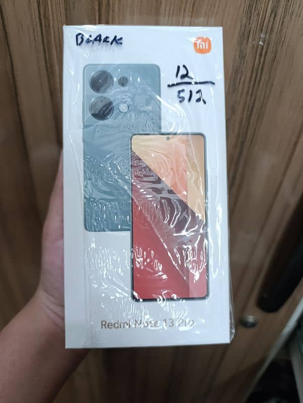 redmi note 13 pro 12+12/512 with box 67 charger abd 10 months warranty 7