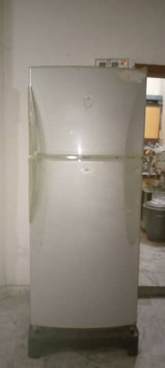 Dawlance Fridge urgent for sell