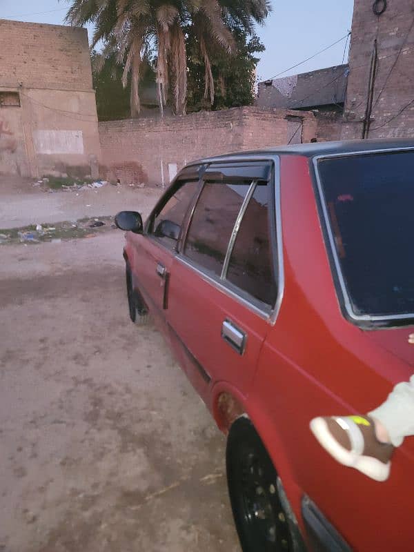 Nissan Sunny 1986 5