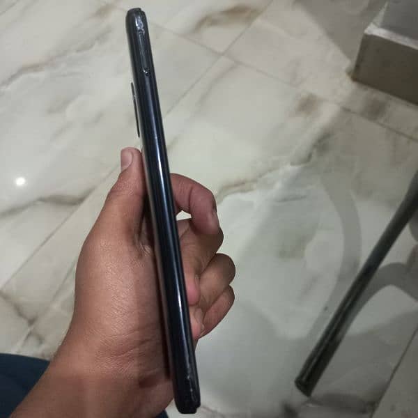 vivo v2024 128gb 3