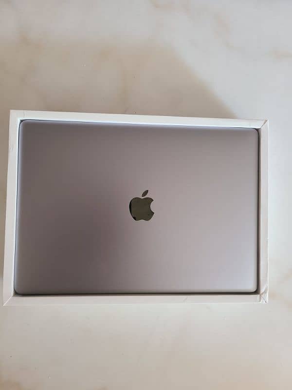 Macbook Pro 2020 (NOT M1) 0