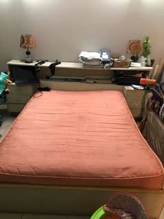 Queen Size bed for Sale