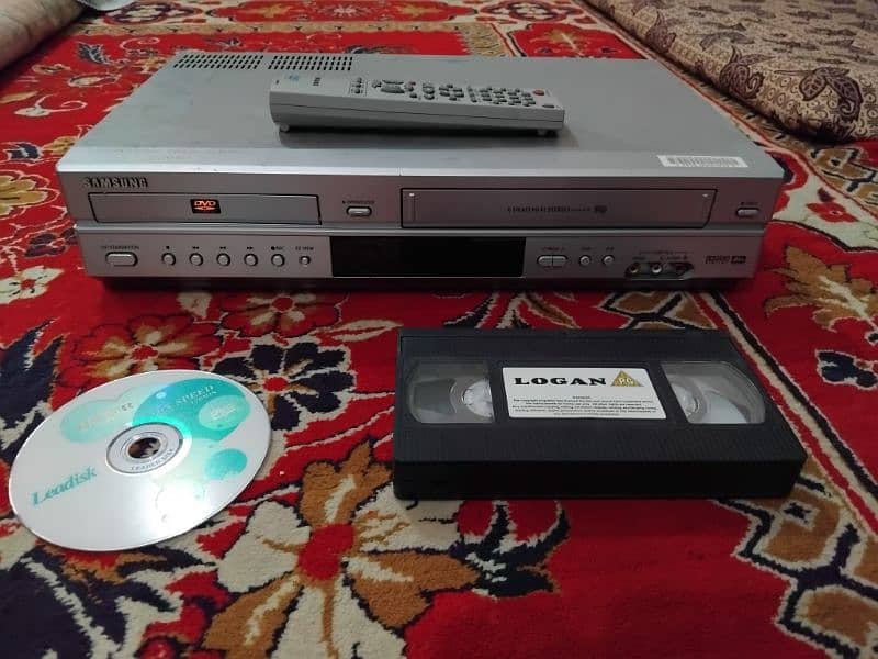 vcr ok and good condition full working 8