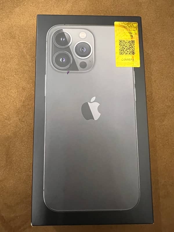 iphone 13 pro, PTA approved/256 gb 4