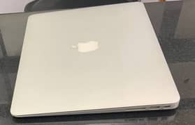 MacBook Air 2015 13 inch 4GB RAM 256GB SSD – AppleWorlds