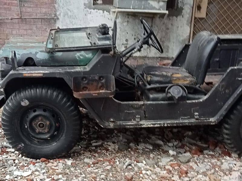 Jeep M 825 1989 3