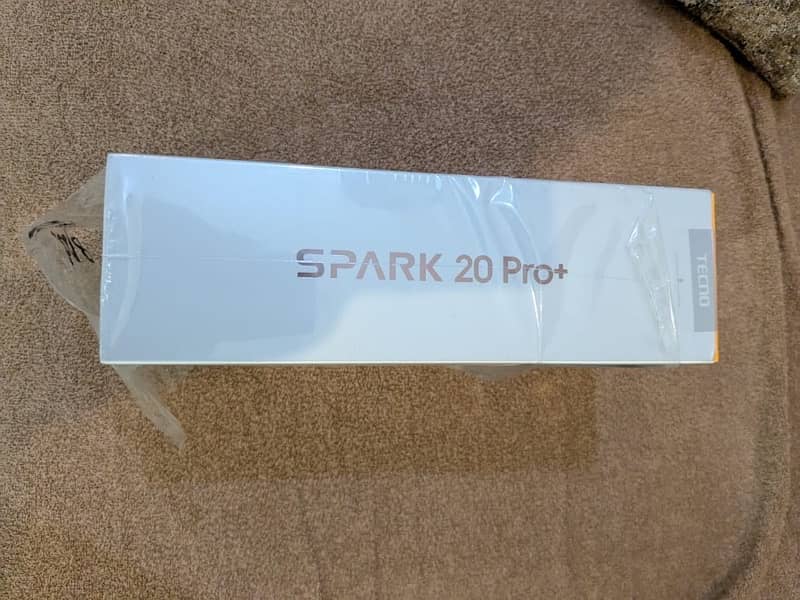 TECNO SPARK 20 Pro plus+ 5