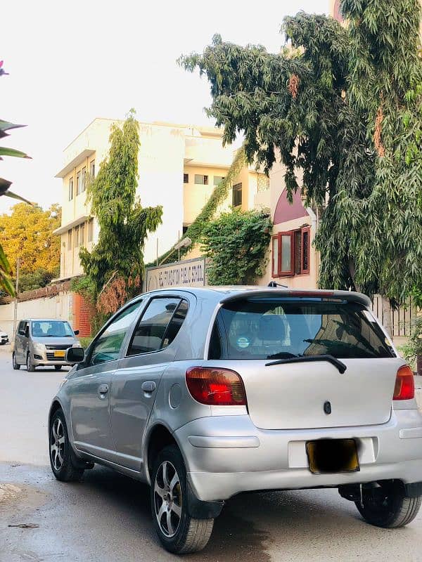 Toyota Vitz 2003. . reg 2006 0