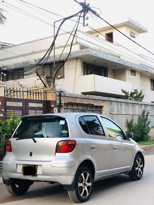 Toyota Vitz 2003. . reg 2006 2