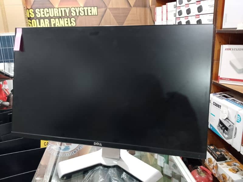 Dell 27inch borderless 2k with genuine stand 0