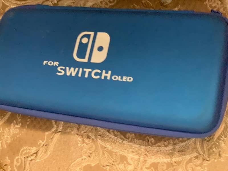 Nintendo Switch OLED Splatoon Edition 10