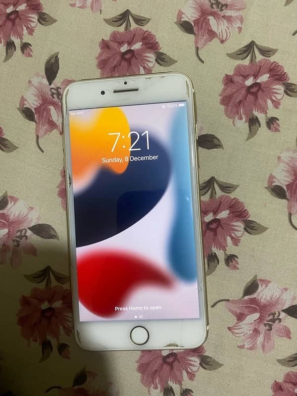 I phone 7 plus pta prove 10 on 10 condition no scratch 3