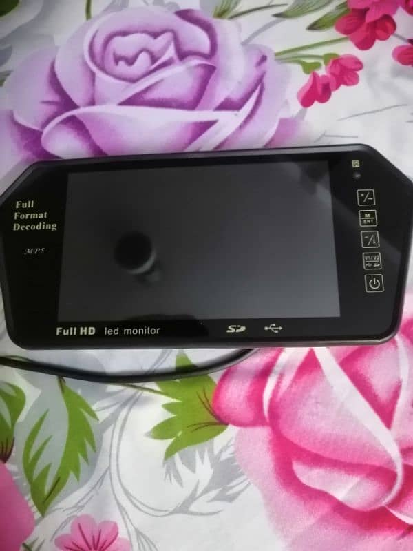 car full hd led video/audio monitor okay condition 2