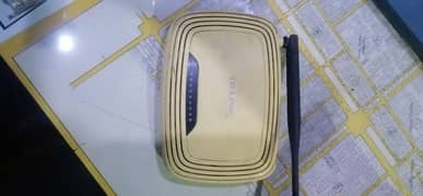 TP link router excellent condition ok