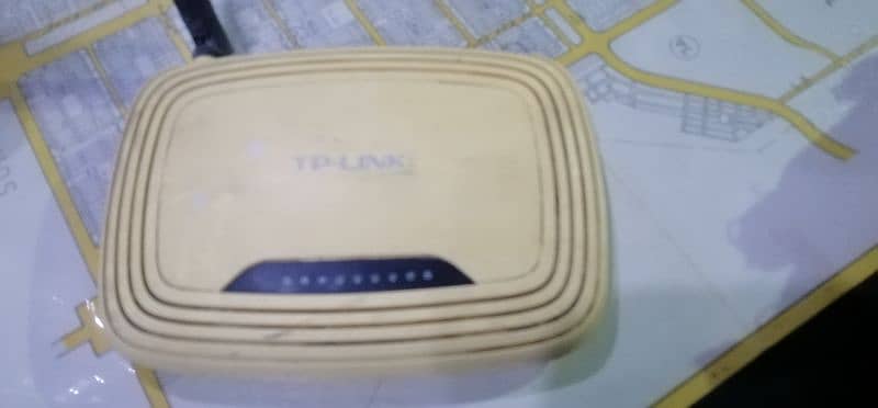 TP link router excellent condition ok 2