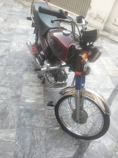 New bike 2024 model only 1150 km ride