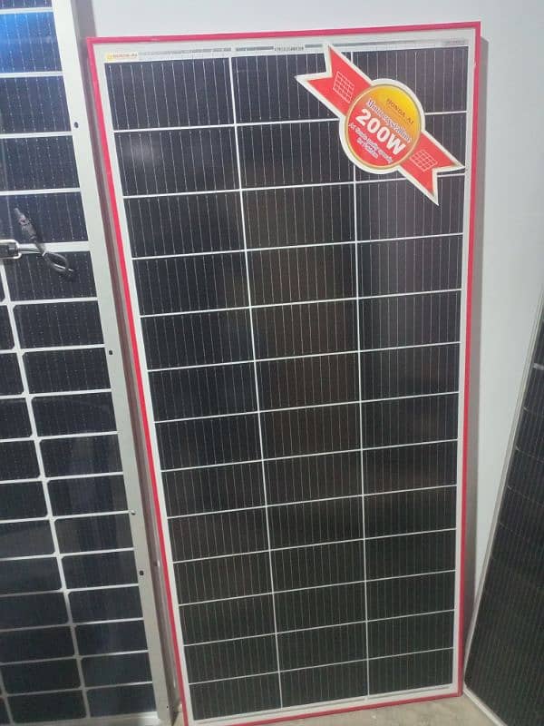 1 FAN and 3 Lights D/C Solar System Available in Cheap price 1