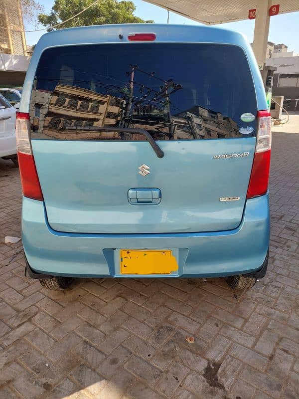 Suzuki Wagon R 2015 3