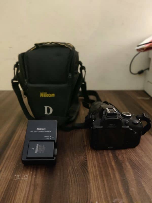 Nikon D3200 Slightly Used 9/10 Condition with Accessories 0