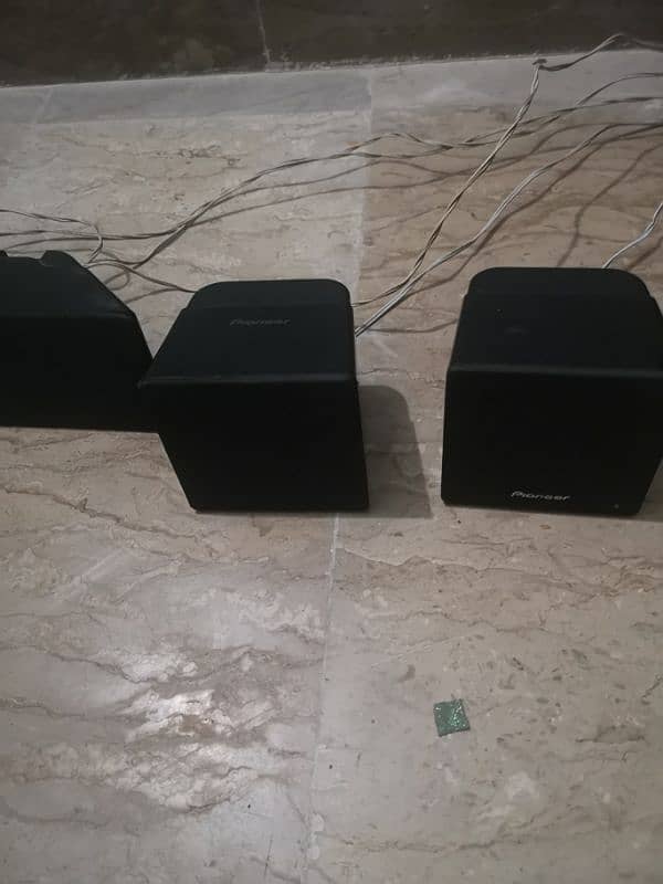 Pioneer Speakers 4