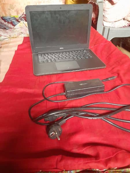 Dell latitude 3380 i3 6th 2