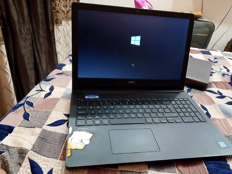 dell latitude 3570 | i5 6th gen | 8 gb ram | 256gb SSD 1