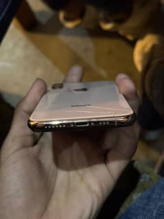 iphone XS 64gb NON PTA Panel aur battery change ha