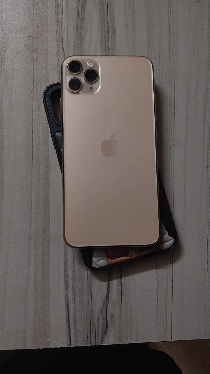 iphone 11pro max 4