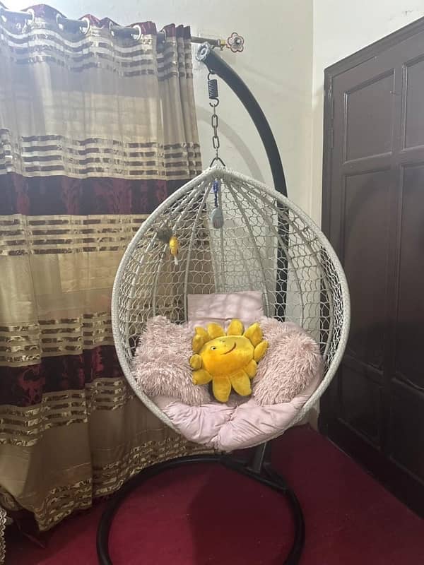 rattan swing jhola is good condition. 0