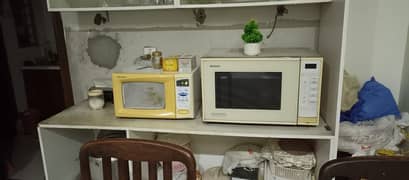 Microwave Oven