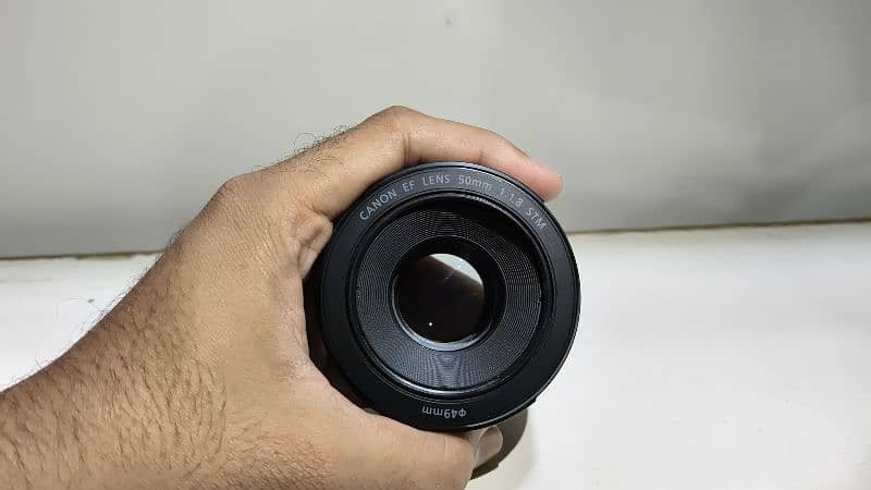 Canon EF Lens 50mm 1 : 1.8 STM 11