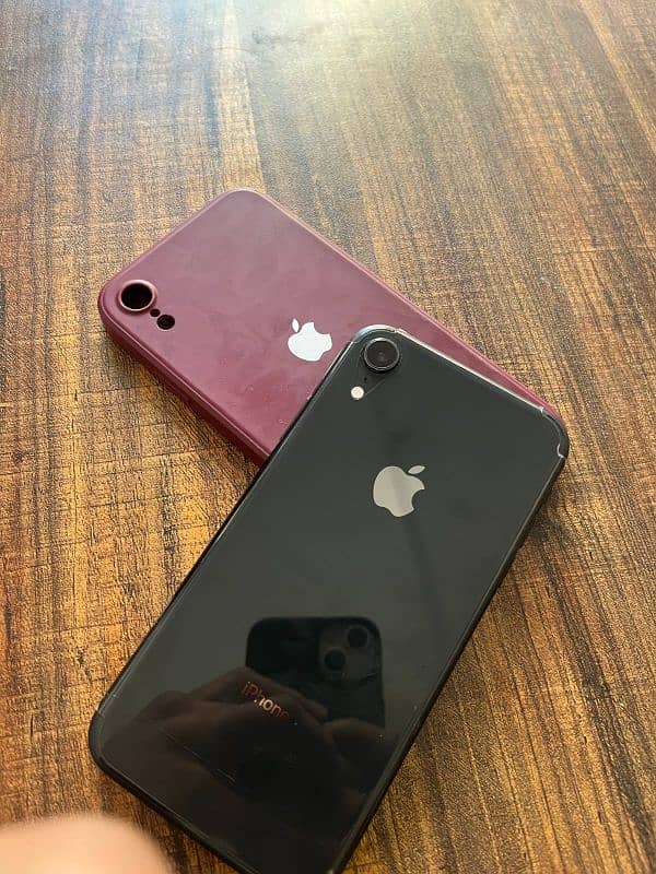 IPHONE XR 1