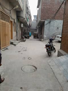 2.75 Marla Double Storey House For Sale In Gulshan Park Big Street Near LalPul Canal Road