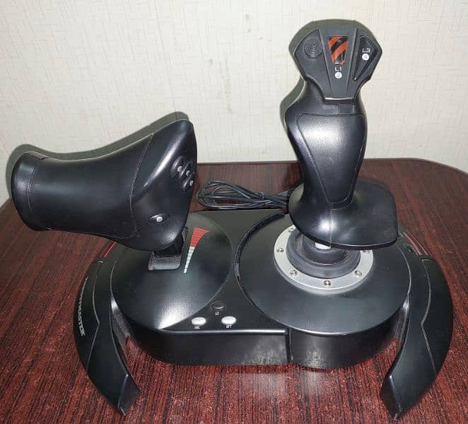 ThurstMaster Logitech Extreme 3D Pro, Force, 3D Pro, Rock Fir Joystick 17